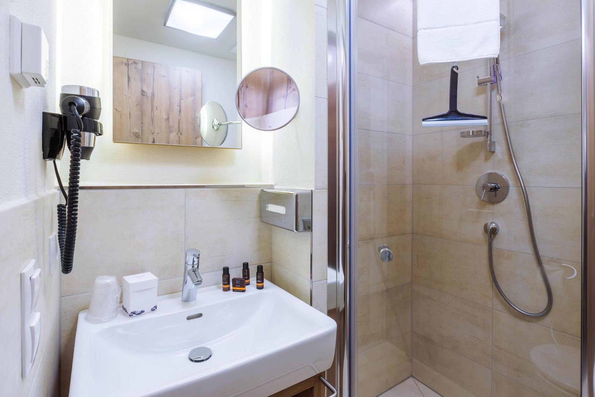 Avenida Mountain Lodges Saalbach Bilik gambar